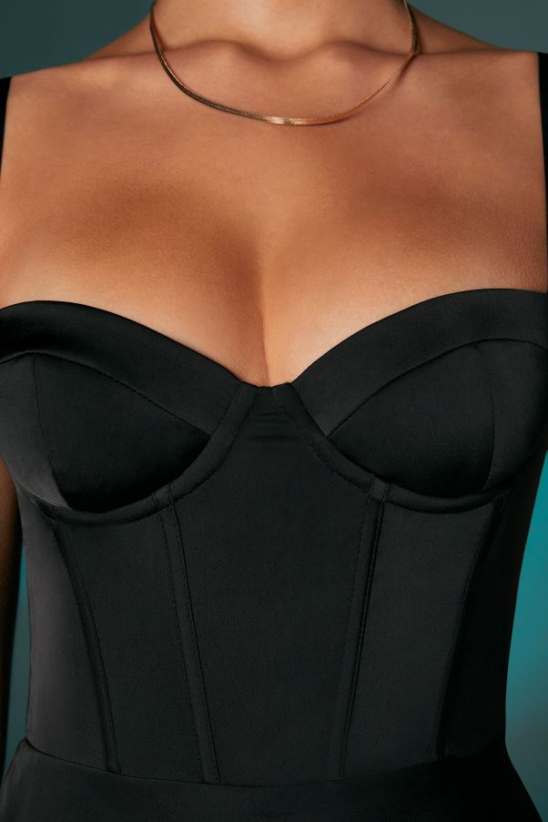 noir Tinsley - Robe courte corset à ourlet asymétrique Z0R8H110 Oh Polly